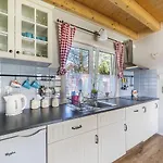 Osada Деревянный коттедж