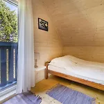 Osada Деревянный коттедж *