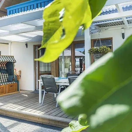 Деревянный коттедж Osada