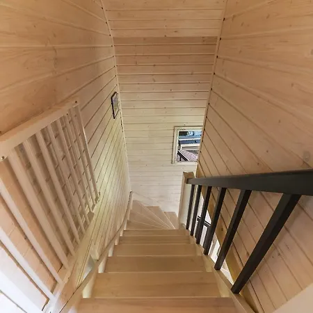 Osada Деревянный коттедж Дембки