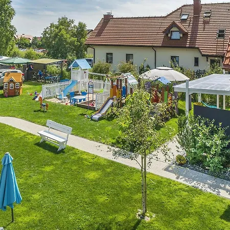 Osada Деревянный коттедж Дембки