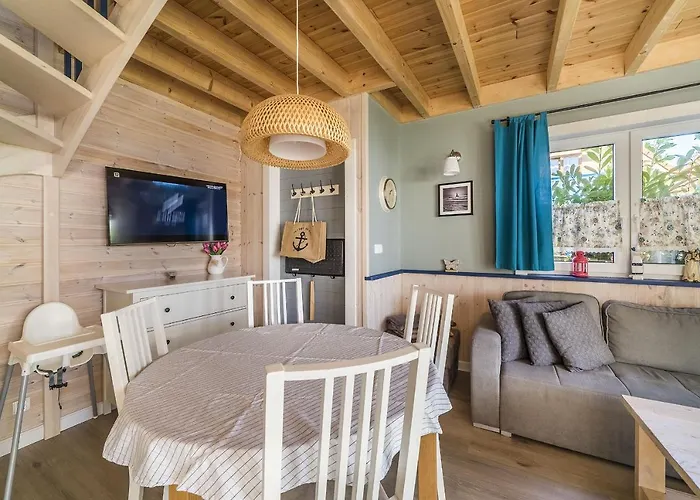 Деревянный коттедж Osada Дембки