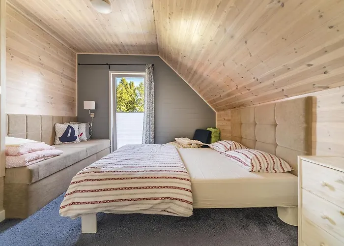 Osada Деревянный коттедж *