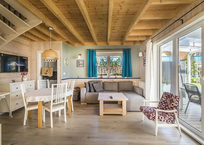 Деревянный коттедж Osada *